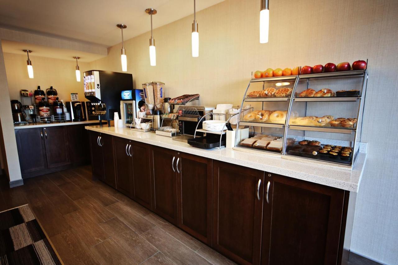 Waterfront Inn New Liskeard Esterno foto