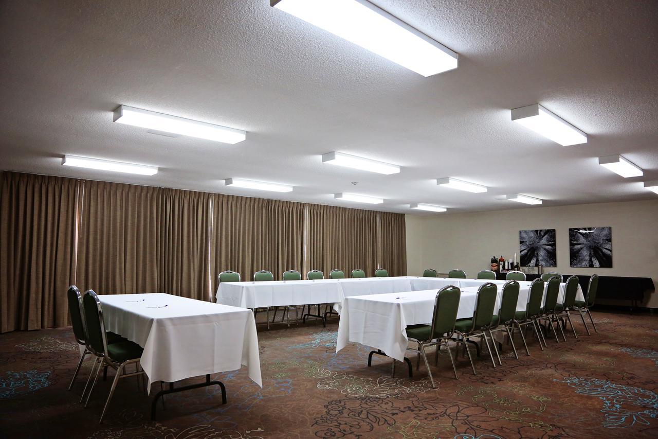 Waterfront Inn New Liskeard Esterno foto