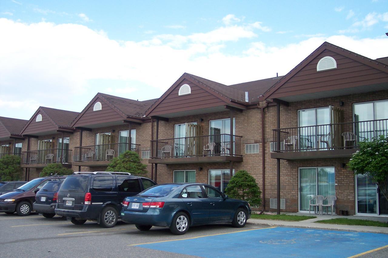 Waterfront Inn New Liskeard Esterno foto