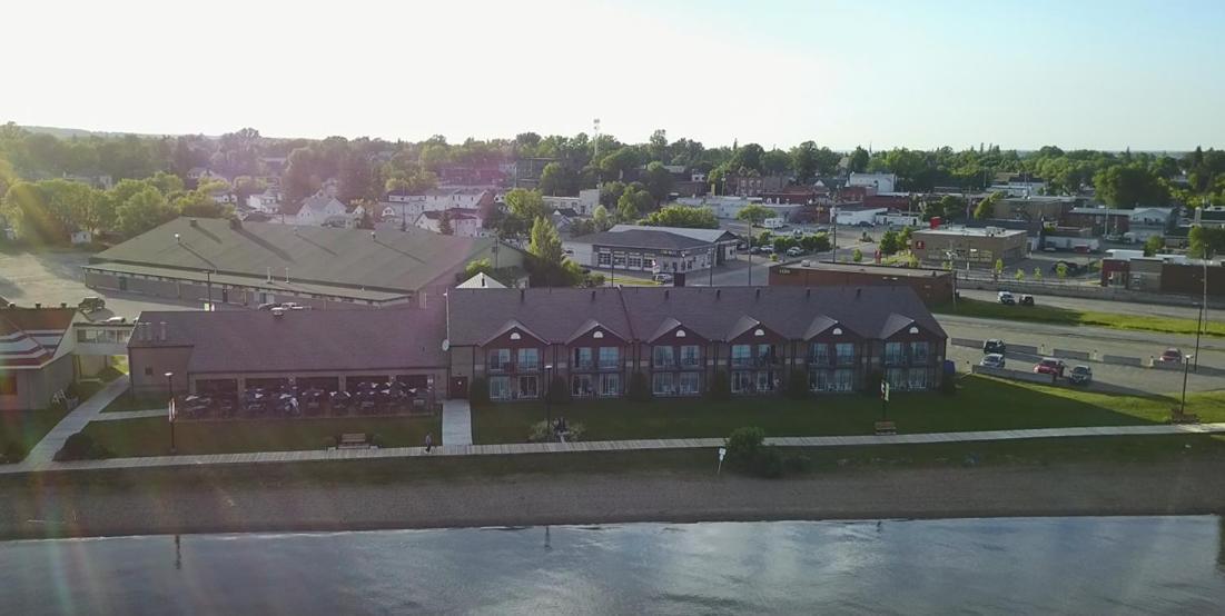 Waterfront Inn New Liskeard Esterno foto